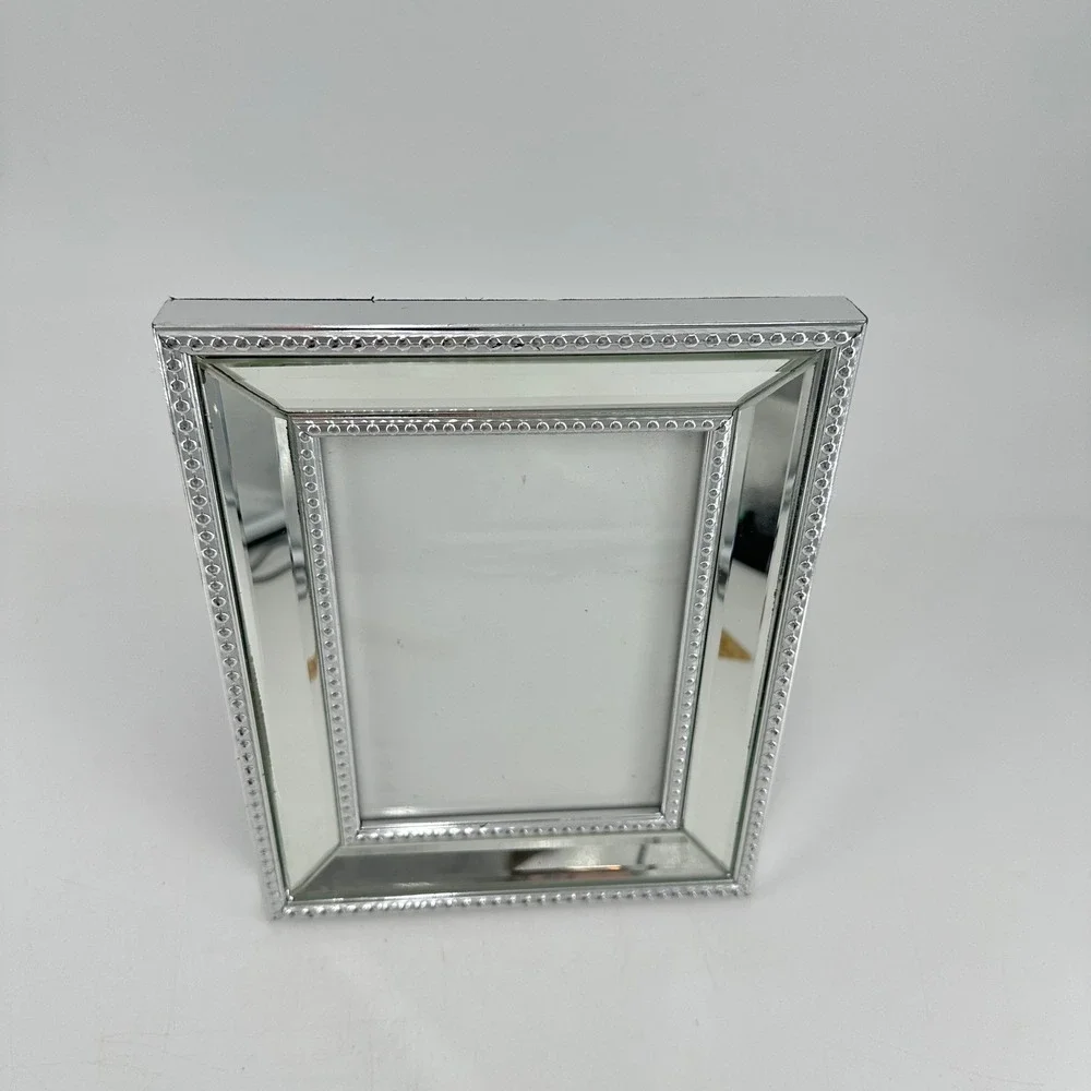 Sheffield Home 5x7 Mirrored Beveled Picture Frame Silver Beaded Trim 5C0057V